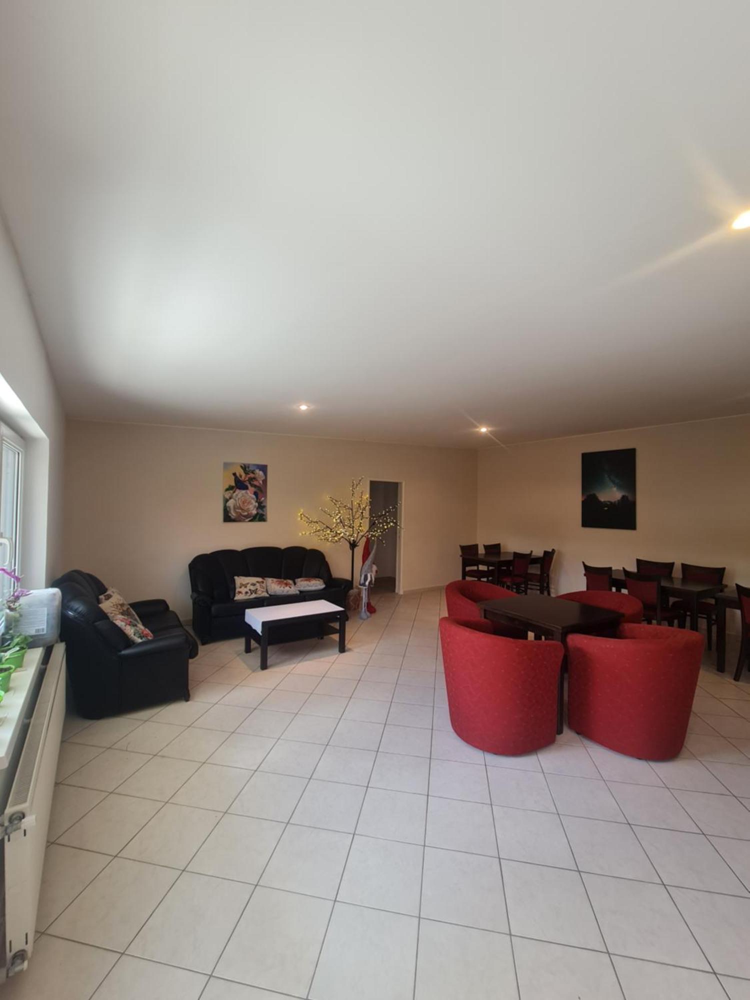 Cozy Room With Garden In Pressburg Exterior foto